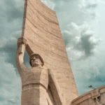 zaisan hill
